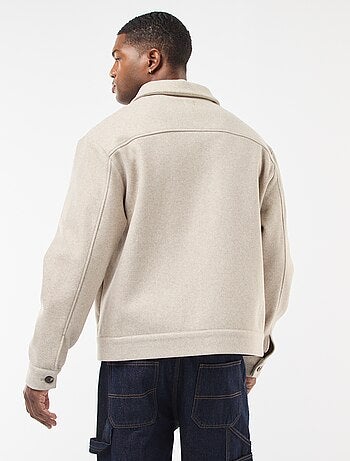 Sobrecamisa con 2 bolsillos de solapa abotonados en el pecho