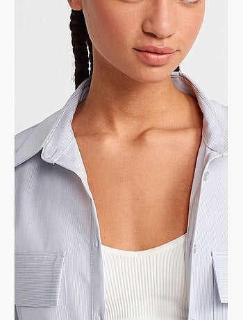 Sobrecamisa de crepé cropped oversize dilvin