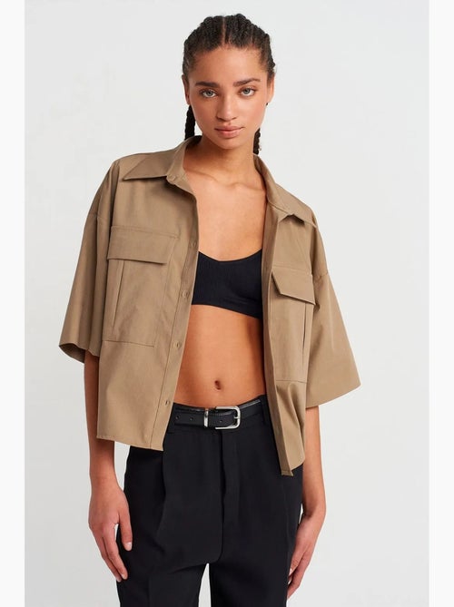 Sobrecamisa de crepé cropped oversize dilvin - Kiabi Sobrecamisa de crepé cropped oversize dilvin - Kiabi