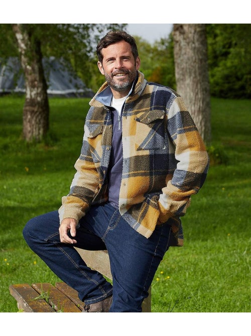 Sobrecamisa de cuadros de sherpa con cuello de puntas libres y 4 bolsillos - Kiabi Sobrecamisa de cuadros de sherpa con cuello de puntas libres y 4 bolsillos - Kiabi