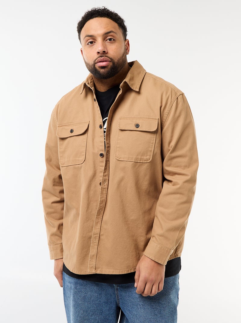 Sobrecamisa en twill con bolsillos en el pecho con solapa Beige - Kiabi