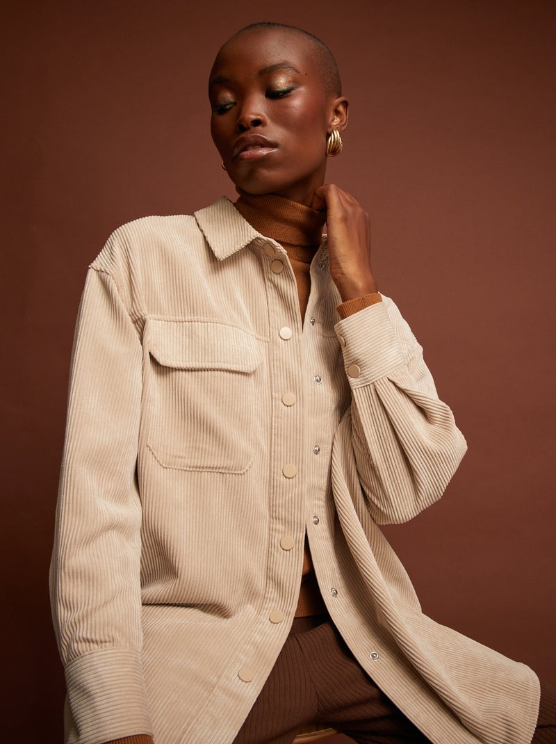 Sobrecamisa larga de terciopelo beige - Kiabi