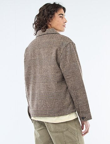 Sobrecamisa lisa cálida con bolsillos de solapa