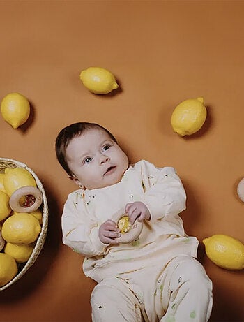 Sonajero sensorial donut, frutas | Petit Boum