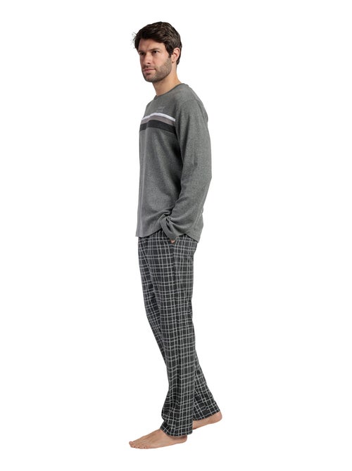 STAY AT HOME Pijama Manga Larga Ebony para Hombre - Kiabi STAY AT HOME Pijama Manga Larga Ebony para Hombre - Kiabi