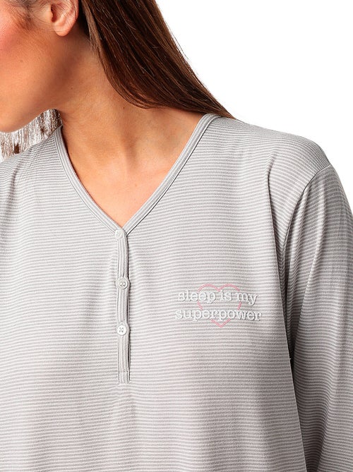 STAY AT HOME Pijama Manga Larga Tapeta Sleep Is My Superpower para Mujer - Kiabi STAY AT HOME Pijama Manga Larga Tapeta Sleep Is My Superpower para Mujer - Kiabi