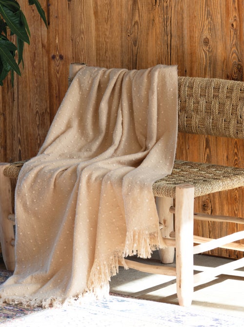 Suave tela escocesa con flecos de aspecto mohair - Kiabi Suave tela escocesa con flecos de aspecto mohair - Kiabi