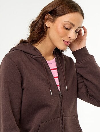 Sudadera con cremallera y capucha básica