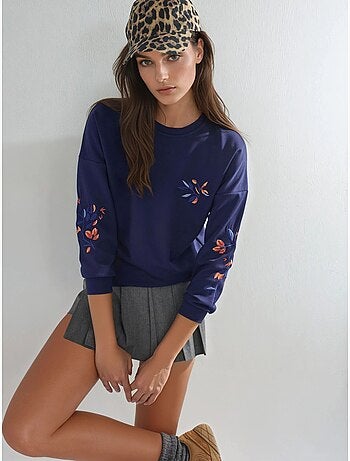 Sudadera bordada con cuello redondo y ajuste cómodo hiccup