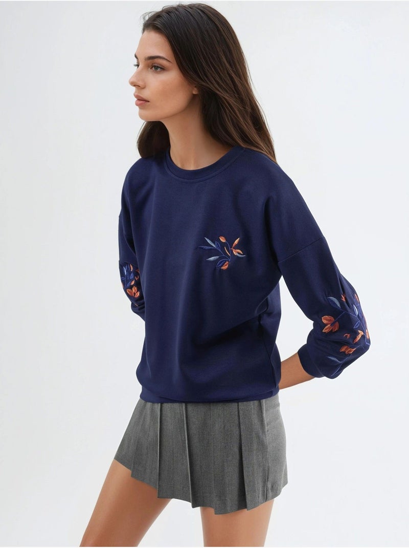 Sudadera bordada con cuello redondo y ajuste cómodo hiccup Azul marino - Kiabi