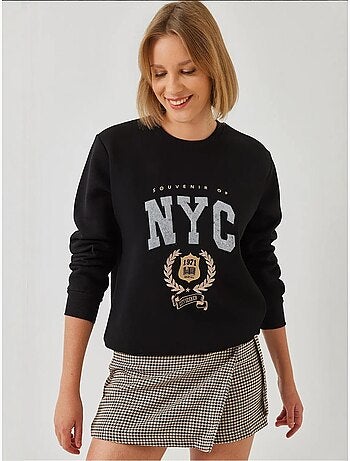 Sudadera bordada con tres hilos cepillados lucci