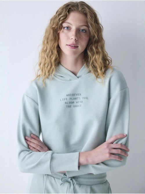Sudadera clara con capucha y detalles acanalados penti - Kiabi