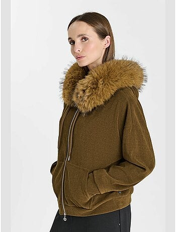 Sudadera con capucha chey