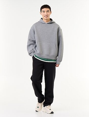 Sudadera con capucha con bolsillo canguro