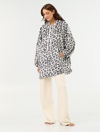 Sudadera con capucha de forro polar