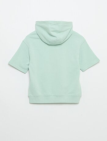 Sudadera con capucha de manga corta