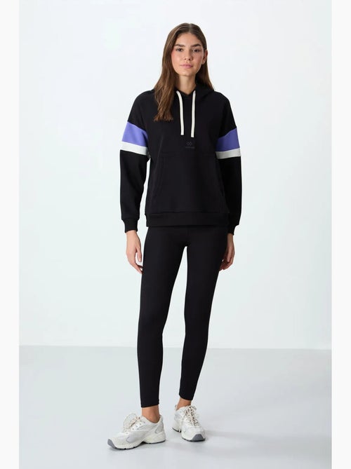 Sudadera con capucha oversize color block tommy - Kiabi Sudadera con capucha oversize color block tommy - Kiabi