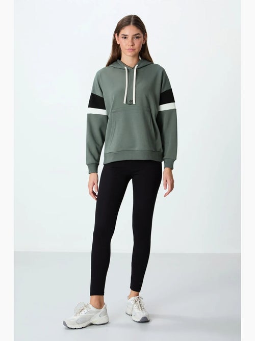 Sudadera con capucha oversize color block tommy - Kiabi Sudadera con capucha oversize color block tommy - Kiabi