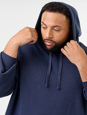 Sudadera con capucha y bolsillo canguro