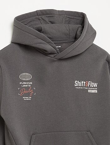 Sudadera con capucha y bolsillo canguro
