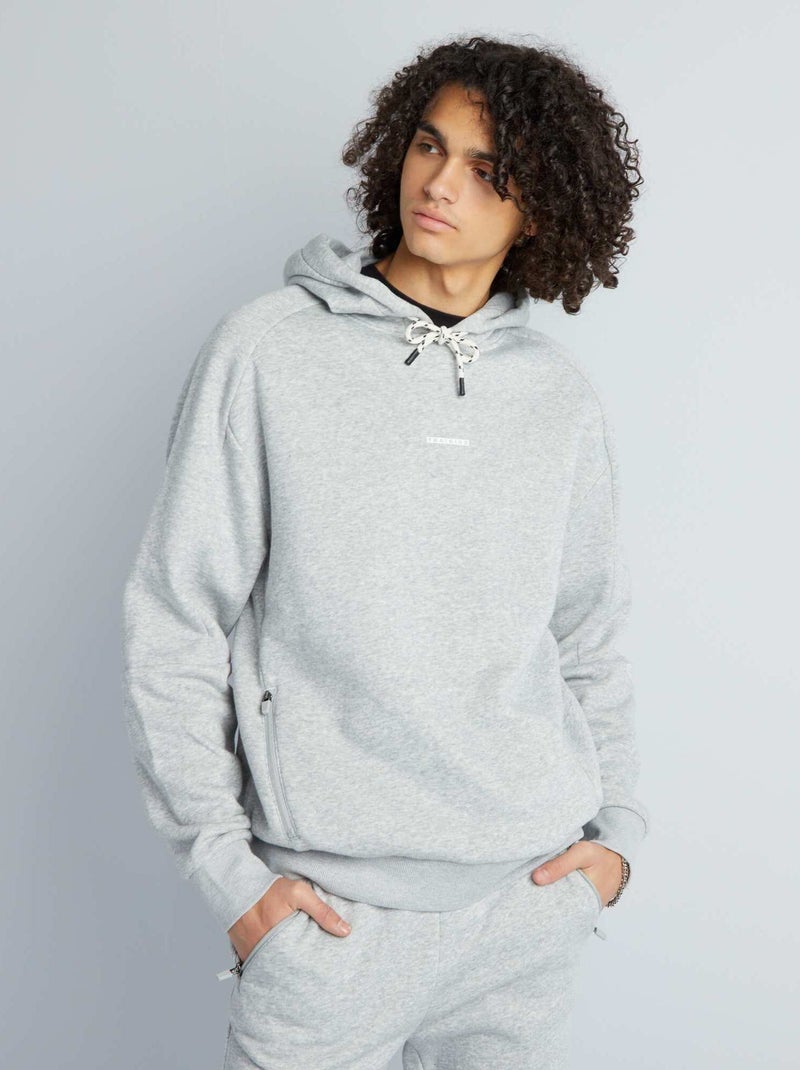 Sudadera con capucha y bolsillos de parche GRIS - Kiabi