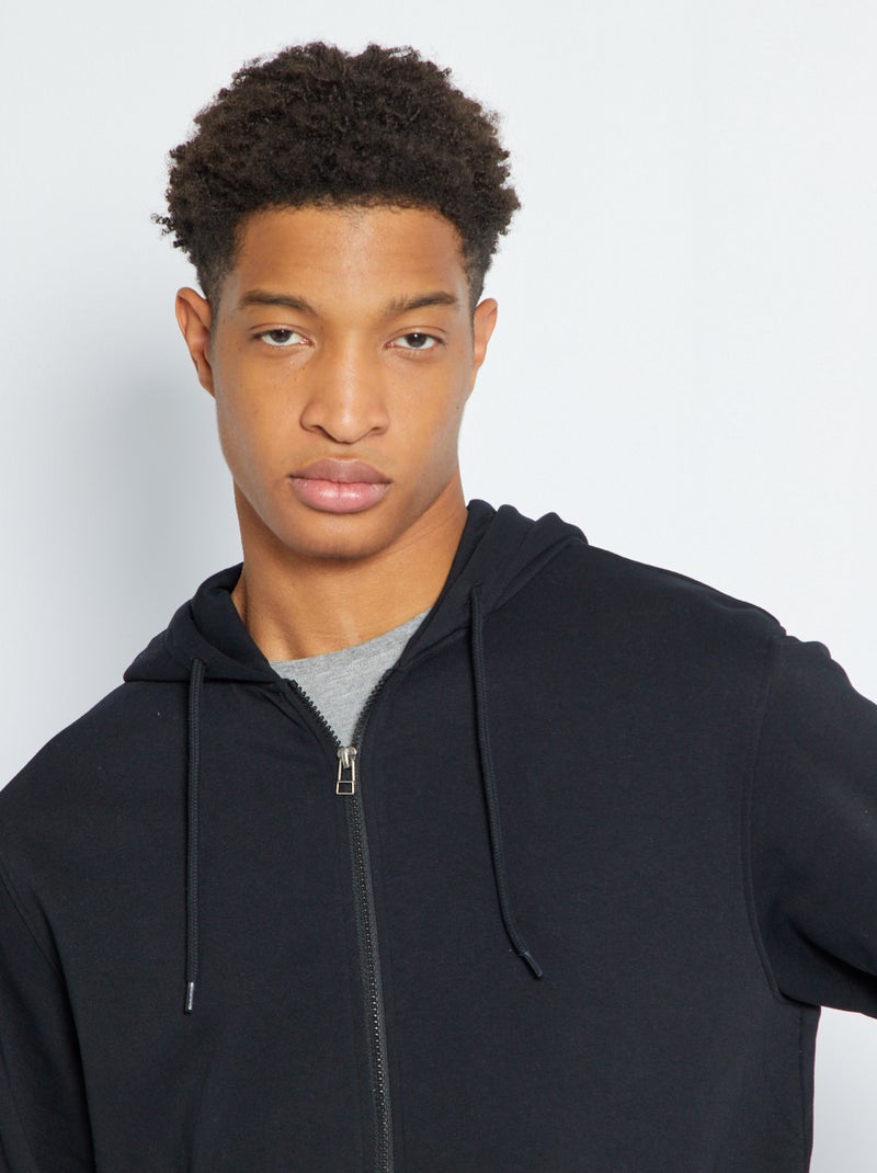 Sudadera con capucha y cremallera +1,90 m Negro - Kiabi