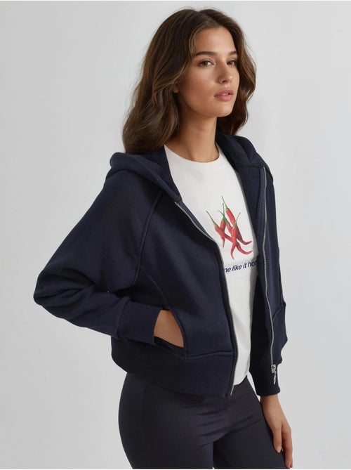 Sudadera con capucha y cremallera de corte relajado hiccup - Kiabi Sudadera con capucha y cremallera de corte relajado hiccup - Kiabi