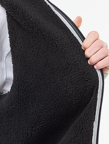 Sudadera con capucha y cremallera, forro efecto borreguito