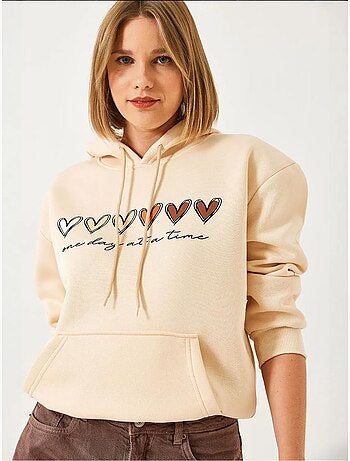 Sudadera con capucha y estampado de corazones cepillados de triple hilo lucci