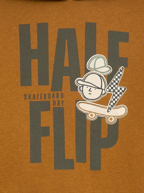 Sudadera con capucha y estampado en relieve - Kiabi