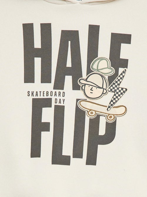 Sudadera con capucha y estampado en relieve - Kiabi