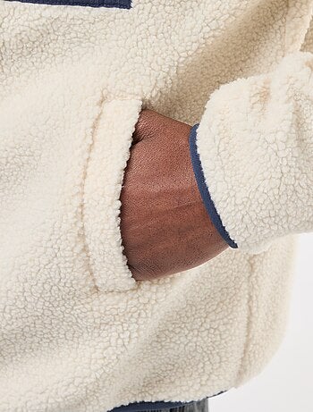 Sudadera con cremallera efecto borreguito