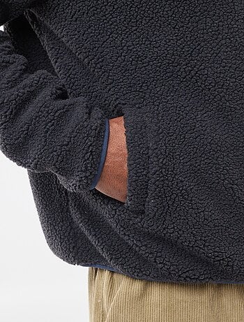 Sudadera con cremallera efecto borreguito