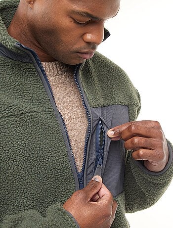 Sudadera con cremallera efecto borreguito