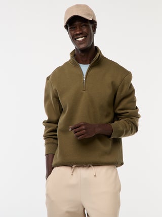 Sudadera con cremallera en el cuello alto