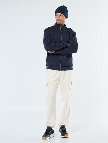 Sudadera con cremallera y cuello alto