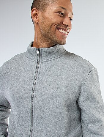 Sudadera con cremallera y cuello alto