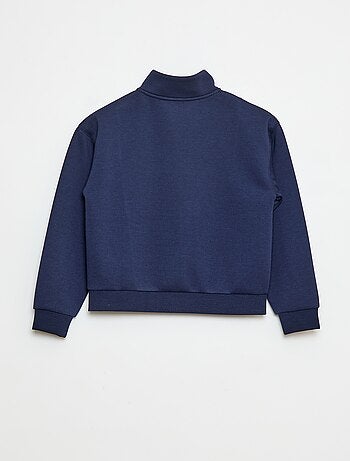Sudadera con cremallera y cuello alto