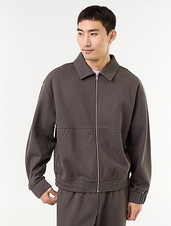 Sudadera con cremallera y cuello de camisa