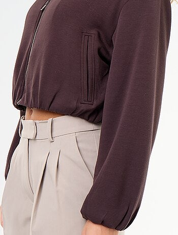 Sudadera con cremallera y cuello de camisa