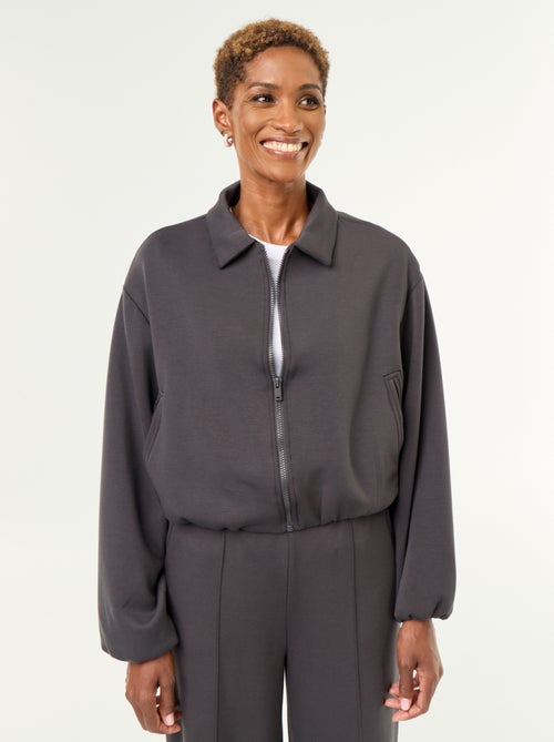 Sudadera con cremallera y cuello de camisa - Kiabi Sudadera con cremallera y cuello de camisa - Kiabi