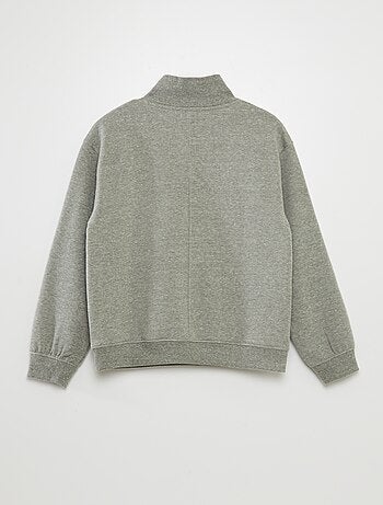 Sudadera con cuello alto