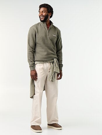 Sudadera con cuello camionero