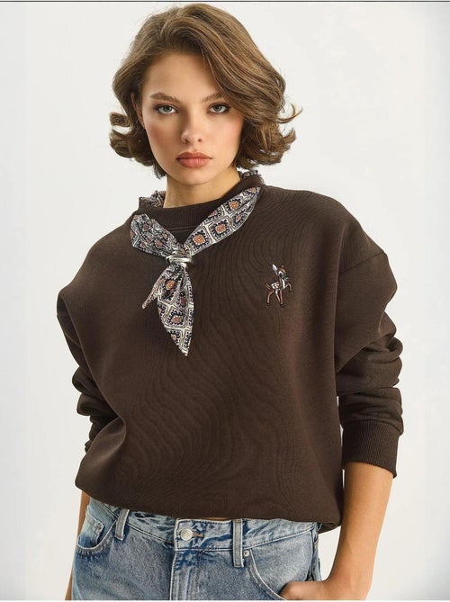 Sudadera con cuello redondo y bordado lucci - Kiabi