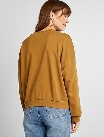 Sudadera con detalles calados