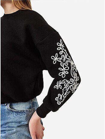 Sudadera con mangas bordadas lucci