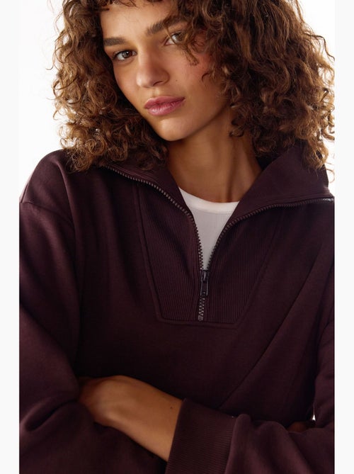 Sudadera con media cremallera y interior afelpado penti - Kiabi Sudadera con media cremallera y interior afelpado penti - Kiabi