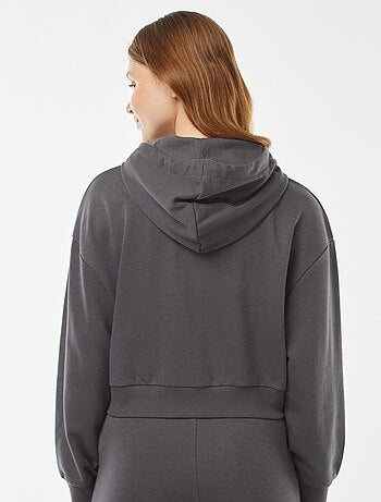 Sudadera cropped con capucha