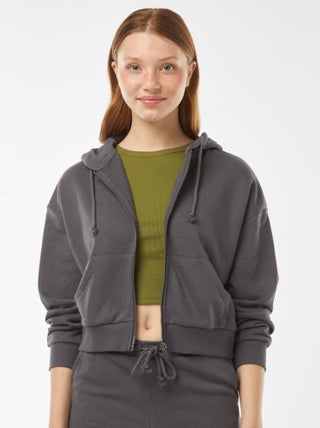 Sudadera cropped con capucha