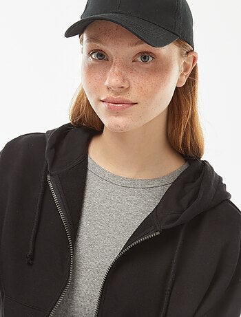 Sudadera cropped con capucha